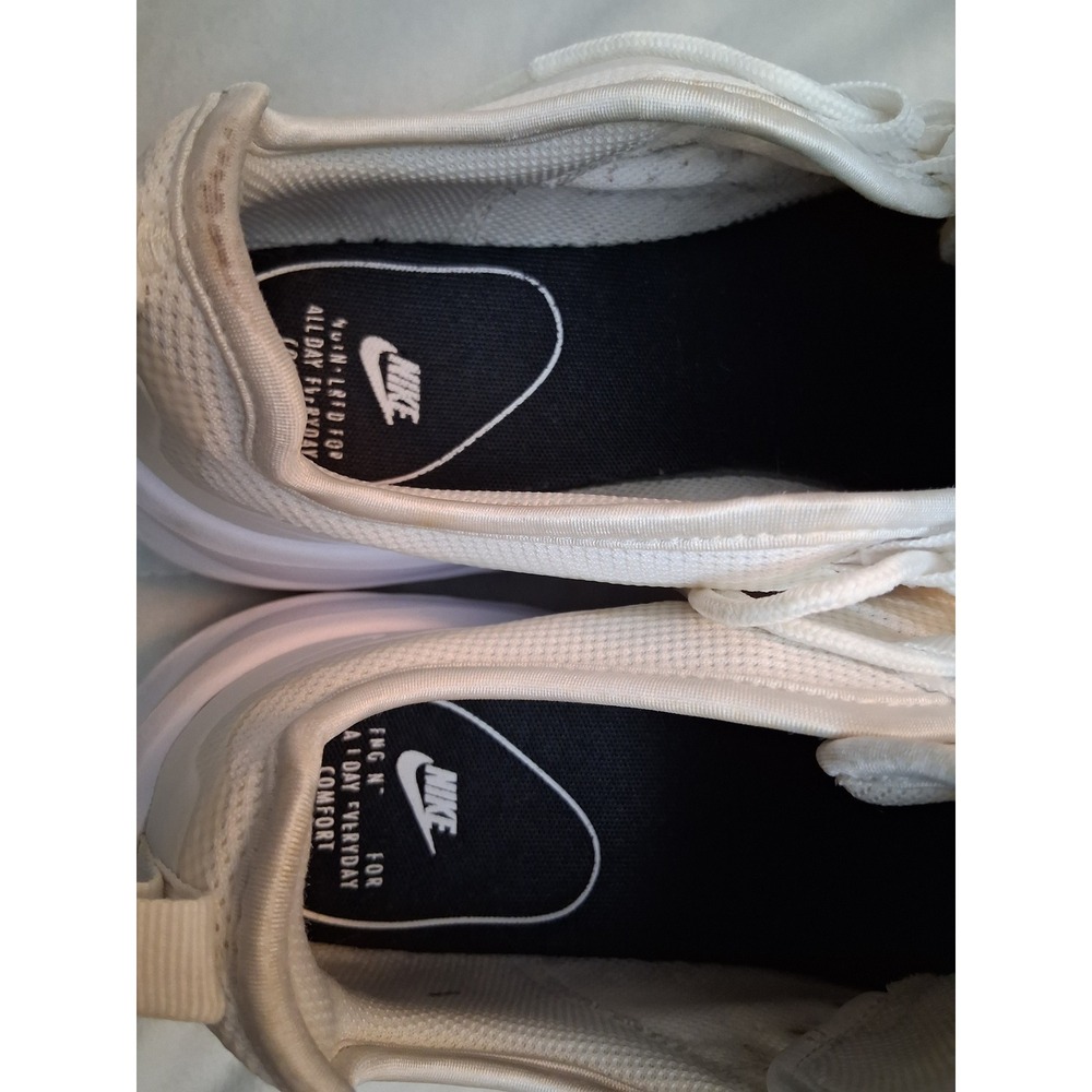 Nike Air Max Axis Women Size 9 White Low Top Running Shoes AA2168-100 - Picture 11 of 14